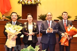  越南第十四届国会第十次会议：国会批准免去朱玉英和黎明兴的职务