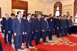 越南驻中国大使馆为黎可漂举行吊唁仪式