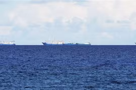 美国务卿与菲律宾外长就东海问题进行讨论