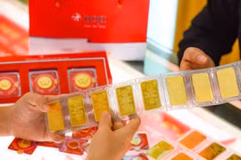 8月14日越南国内黄金价格超过5700万越盾