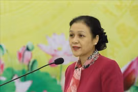 在新形势下加强民间外交工作
