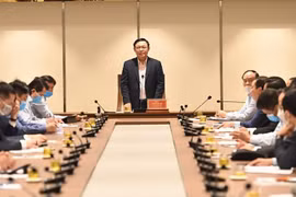 河内市委书记王廷惠：企业需采取措施确保劳动者和客户的安全