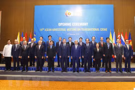 ASEAN 2020: 越南驻新加坡大使馆正式发行2020东盟联欢晚会短片