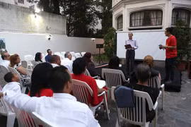 越古两国进一步加强友好情义