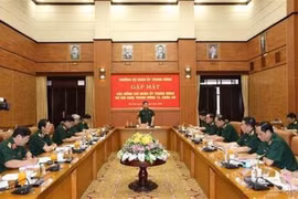 越共第十二届中央委员会第12次全体会议军队代表举行见面会