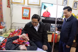 范明政春节前走访慰问伤残军人疗养中心