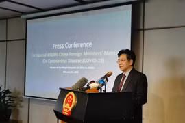 中国驻东盟大使对东盟与中日韩在新冠肺炎疫情防控工作的合作机制表示欢迎