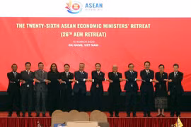 越南为第26届东盟经济部长非正式会议所作出的周密准备获国际社会高度评价