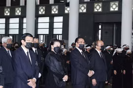 原越共中央总书记黎可漂追悼会和安葬仪式举行