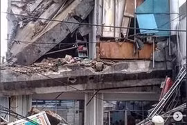 印尼发生地震和5层建筑塌陷事故