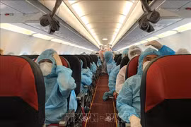 新冠肺炎疫情：把在泰国的逾230名公民接回国