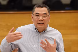 政府7月例行新闻发布会：对5起组织非法出入境案件和20名涉案人员进行起诉