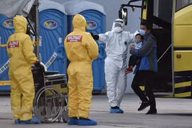 新冠肺炎疫情：马来西亚一名患者服用抗艾滋病药物后迅速康复 柬埔寨首例治愈出院