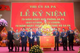 努力将沙坝建设成为达到国际标准的国家旅游区