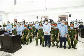 河内市美德县同心乡谋杀和妨碍公务案：两名被告人被判死刑