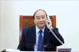 越南政府总理阮春福与菲律宾总统杜特尔特通电话