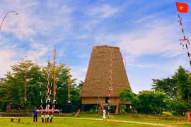 欢庆独立日活动在越南各民族文化旅游村举行