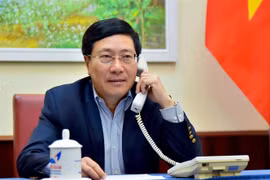 越南政府副总理兼外长范平明与澳大利亚外长通电话