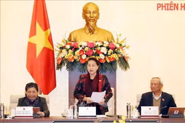 越南国会常委会第42次会议落下帷幕