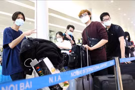 新冠肺炎疫情：越南教育培训部劝告留学生在疫情日益严峻的背景下回国时要谨慎考虑