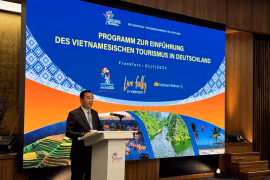 越南旅游局局长阮重庆在活动开幕式上发表讲话。图自越通社