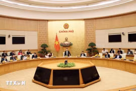 越南政府副总理胡德福发表讲话。图自越通社