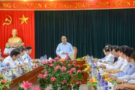 阮春福副总理对奠边省国会代表及各级人民议会代表换届选举筹备工作进行检查