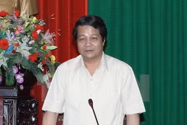 黄民莫继续当选第十八届人民议会（2016——2021任期）主席
