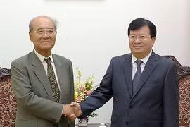 越南政府副总理郑廷勇与联合国教科文组织前总干事松浦晃一郎