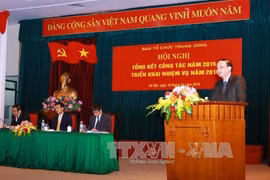 越共中央组织部部长苏辉​瑞在会议上发表讲话（图片来源：越通社）