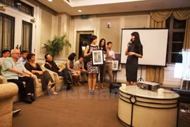 2016年兰花基金会募捐活动（图片来源：越通社）