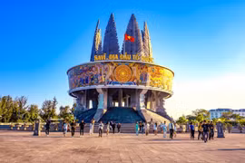 广宁省边境旅游迎来年终旺季