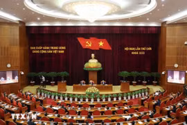 越共十三届中央委员会第九次全体会议。图自越通社