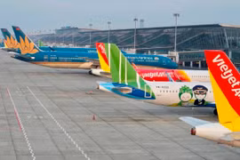 越南和各家国际航空公司迅速调整航班数量，以满足国内外旅客日益增长的出行需求。图自Vietnam+