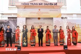 《关于停止在越南战事的日内瓦协议》展览会开幕式。图图自越通社