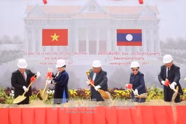 越老建交55周年：由越南援建的老挝国会大厦项目破土动工