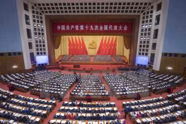 会议场景。（图片来源：新华社）