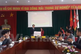 中国红十字会继续向越南灾民提供10万美元救灾援助