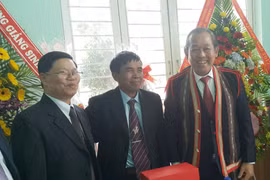 越南领导代表向信教群众致以圣诞祝福