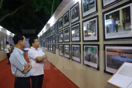 “黄沙和长沙群岛归属越南：历史证据和法律依据” 资料图片展（图片来源：越通社）