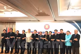 东盟各国驻韩大使馆举行东盟建立50周年纪念典礼