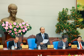 阮春福总理​在会议上发表讲话