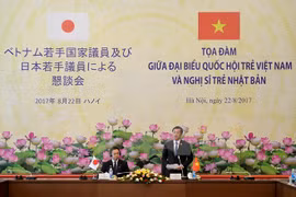 座谈会场景。（图片来源：越通社） 