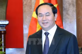 陈大光：发挥团结协作 做到自强自立 稳步向前迈进