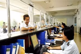 附图。