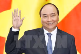 阮春福启程赴菲律宾出席第31届东盟峰会及系列会议