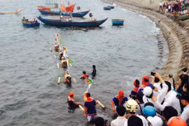 广义省李山岛县举行“黄沙兵替身祭礼”