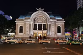 胡志明市大剧院。（图片来源：越通社）