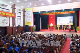 越老建交55周年：进一步加强越南广南省与老挝的友好关系