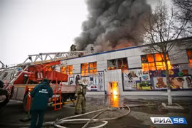 越南驻俄大使馆启动募捐活动帮助“越南市场”大火受灾越商渡过难关